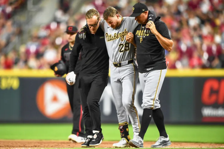 Pittsburgh loses O'Hearn to quad injury